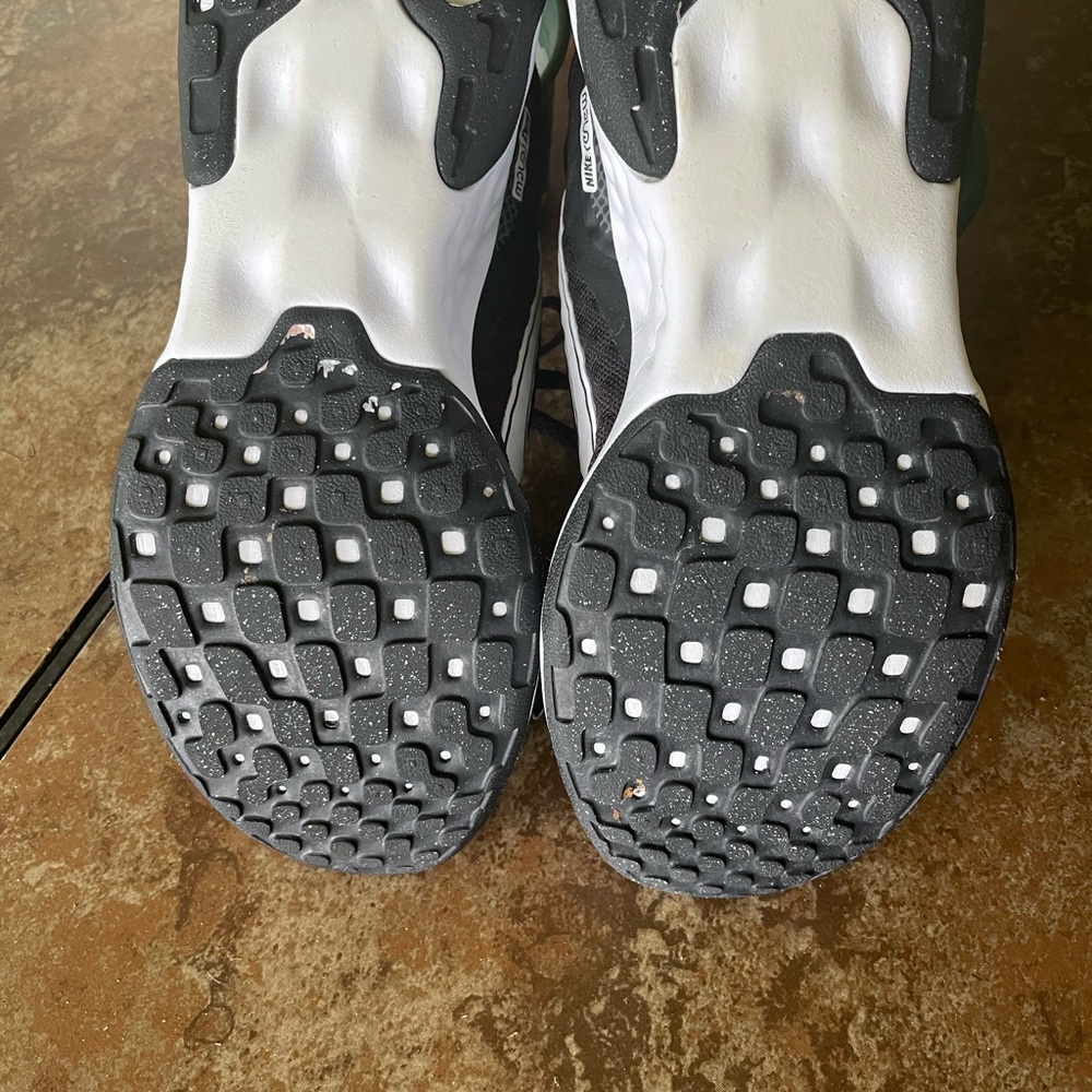 Nike RENEW RIDE 3 Women's Size 9 Black White DC8184-001 Running Shoes - Picture 4 of 5